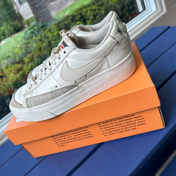 Nike blazer low size 6W - Picture 2 of 3